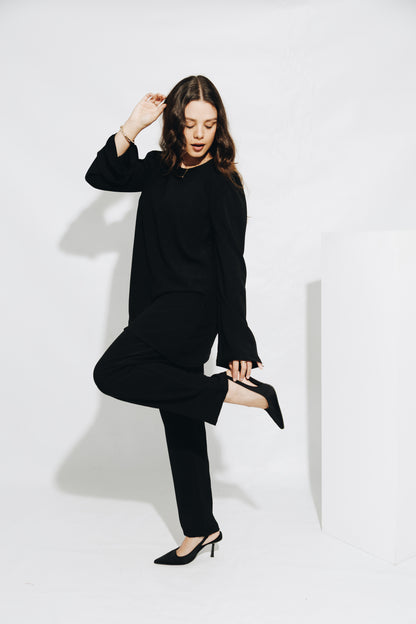 Black-asymmetrical Set