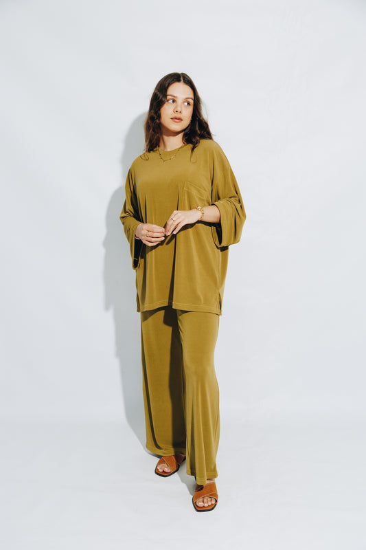 Chartreuse Tshirt&Trouser